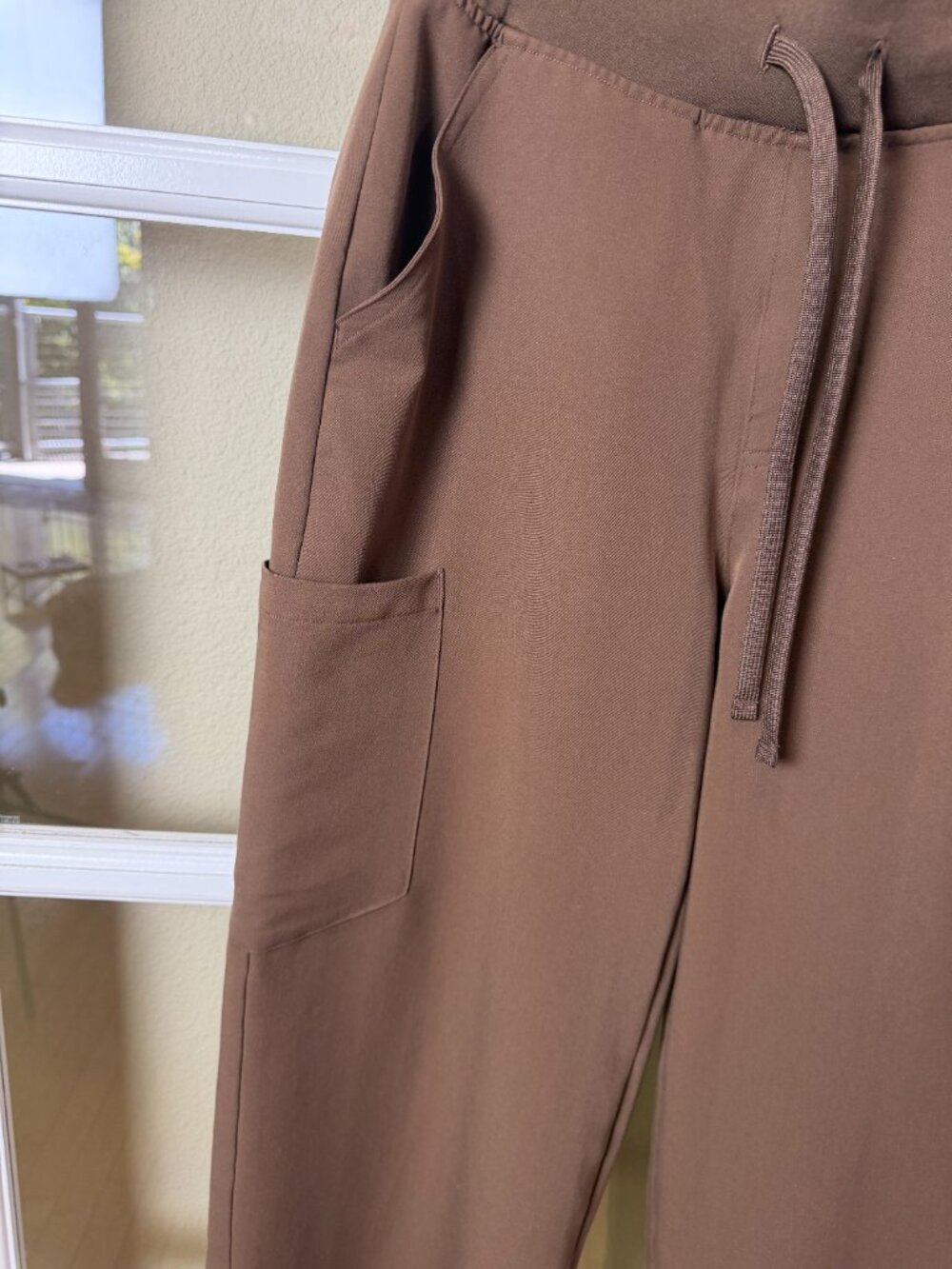 MANDALA Scrubs Set Top & Pants Chocolate Brown Size S / XS - Picture 5 of 11